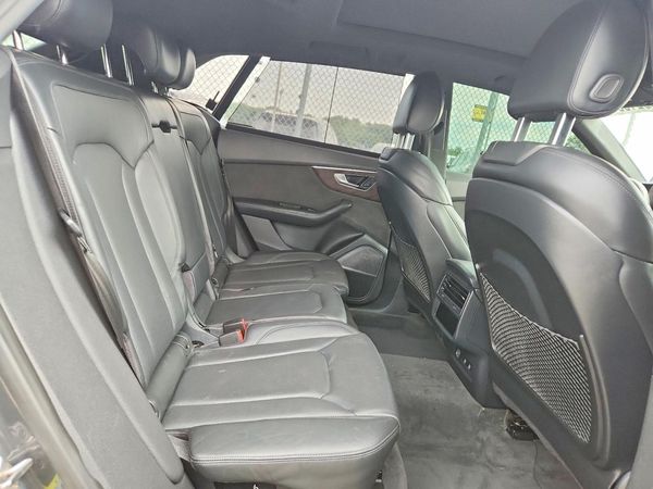 2020 AUDI Q8