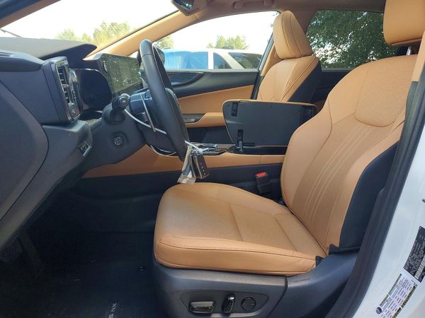2023 LEXUS NX 350h Premium