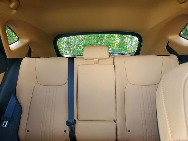 2023 LEXUS NX 350h Premium