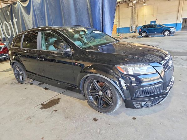 2015 AUDI Q7 S Line Prestige — Passenger 3/4