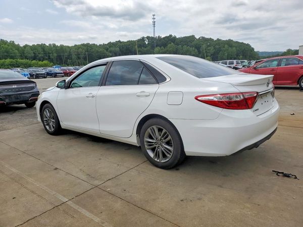 2016 TOYOTA CAMRY