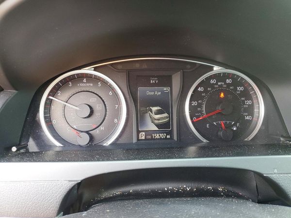 2016 TOYOTA CAMRY