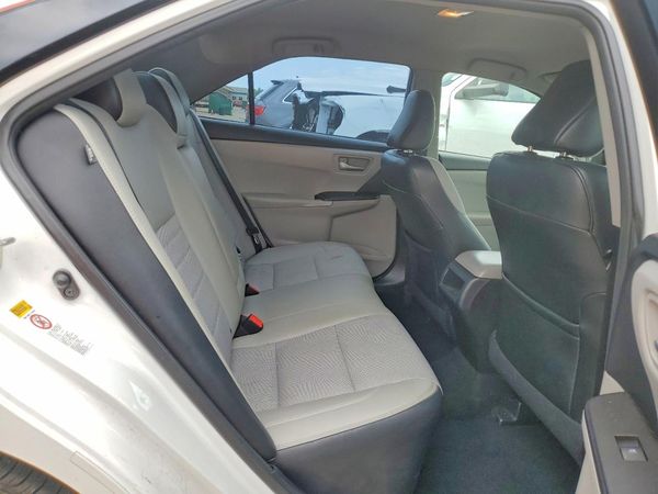 2016 TOYOTA CAMRY