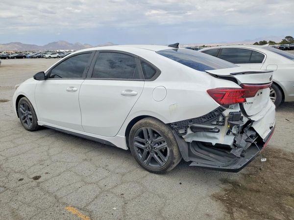 2021 KIA FORTE GT Line