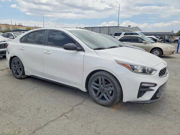 2021 KIA FORTE GT Line