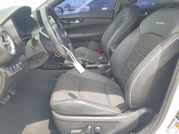 2021 KIA FORTE GT Line