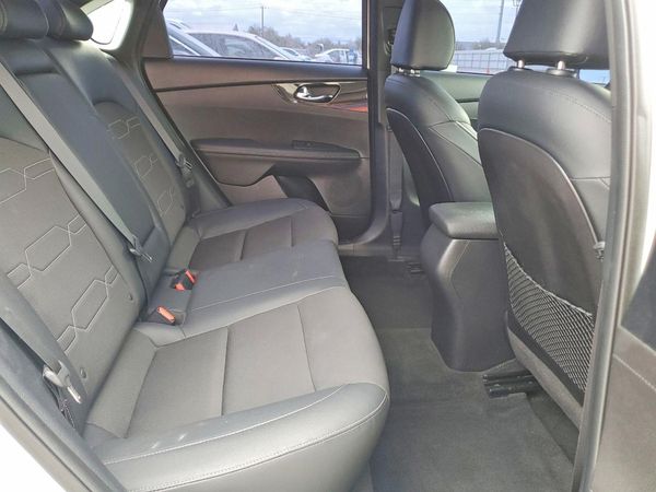 2021 KIA FORTE GT Line