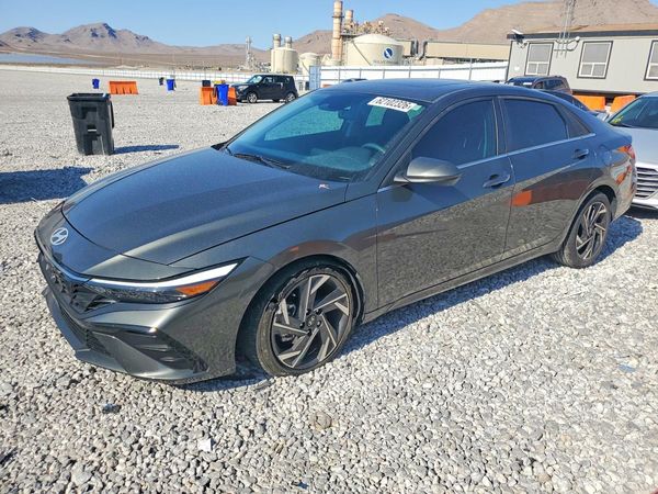 2024 HYUNDAI ELANTRA
