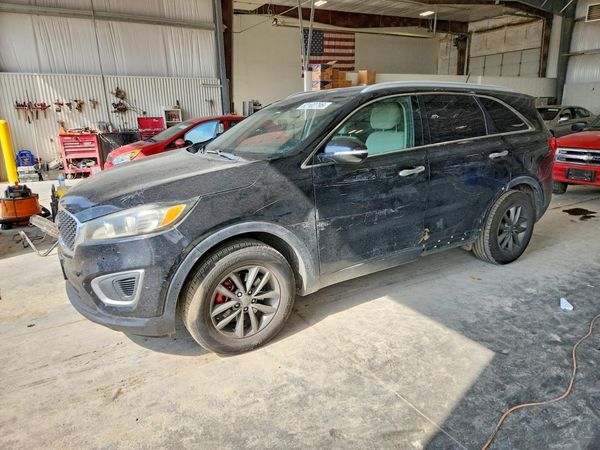 2017 KIA SORENTO L, LX