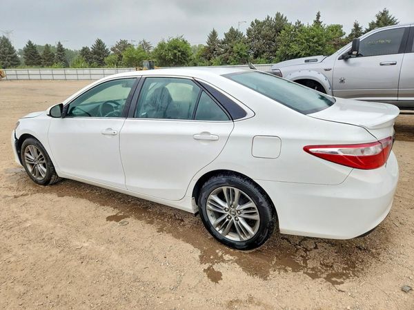 2015 TOYOTA CAMRY