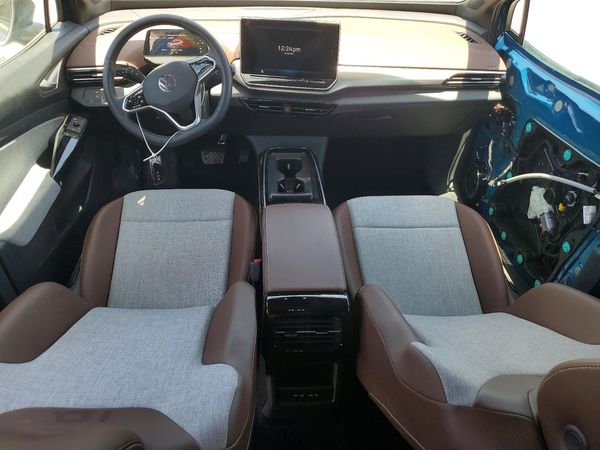 2025 VOLKSWAGEN ID.4 Pro