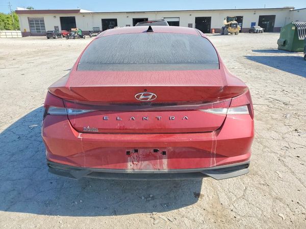 2021 HYUNDAI ELANTRA SEL
