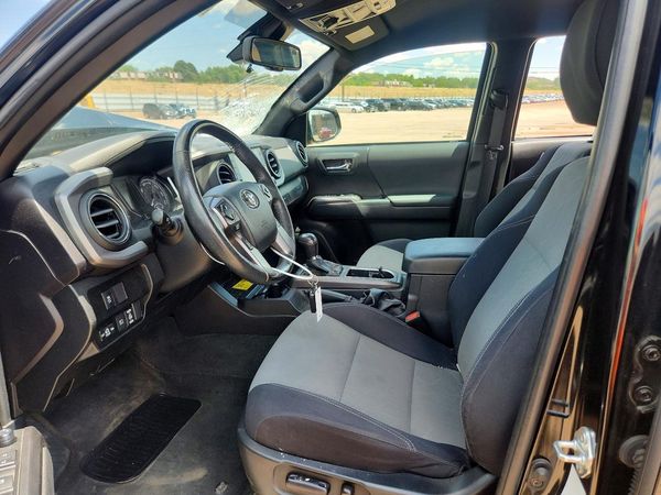 2022 TOYOTA TACOMA SR5