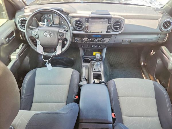 2022 TOYOTA TACOMA SR5