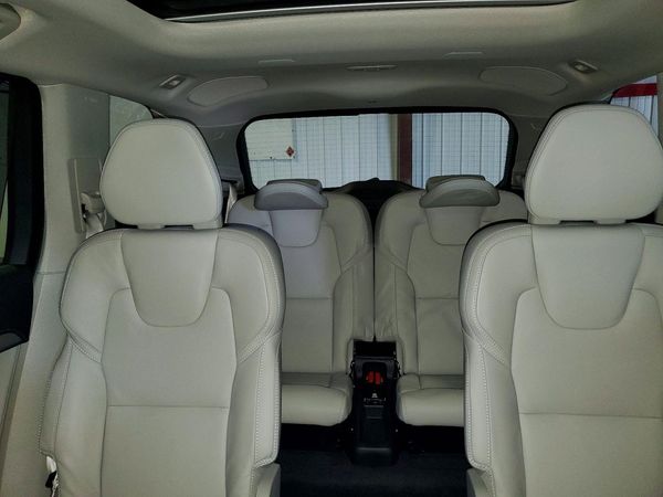 2024 VOLVO XC90