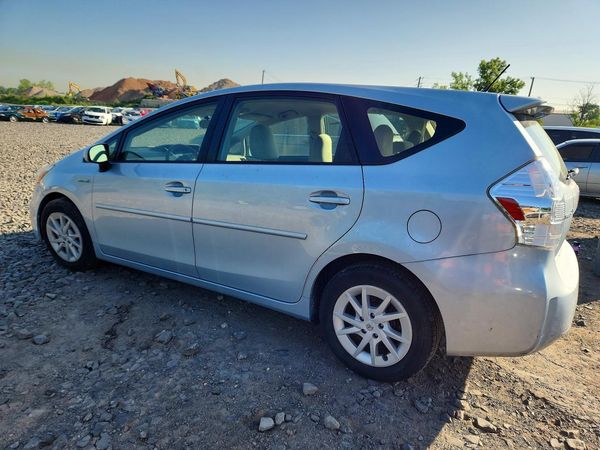 2013 TOYOTA PRIUS