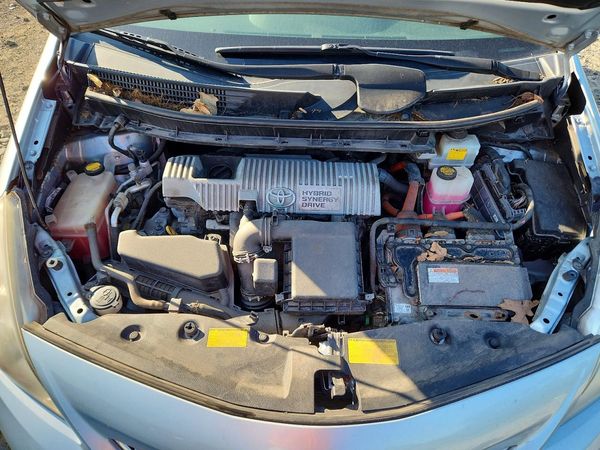2013 TOYOTA PRIUS