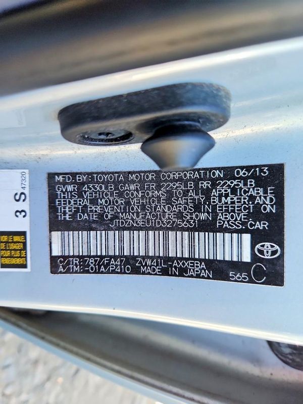 2013 TOYOTA PRIUS