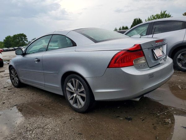 2013 VOLVO C70