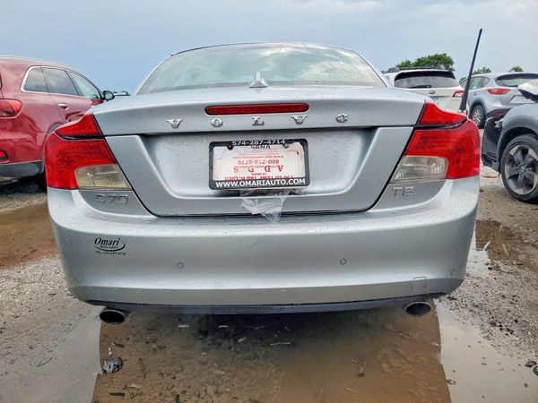 2013 VOLVO C70