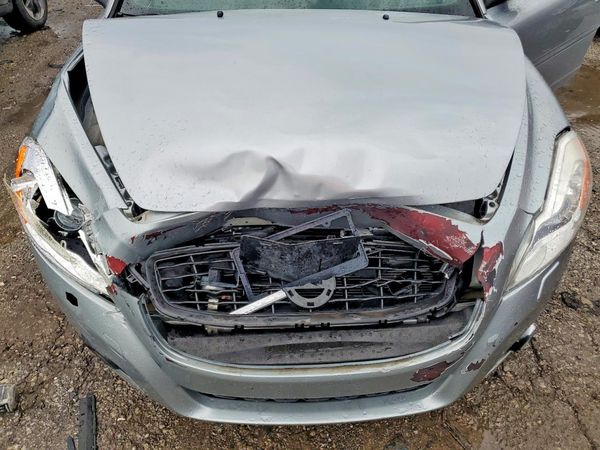 2013 VOLVO C70