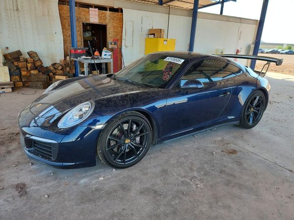 2019 PORSCHE 911