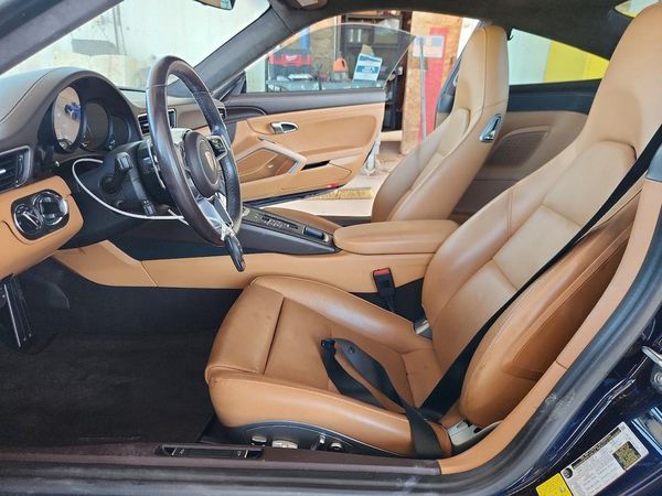 2019 PORSCHE 911