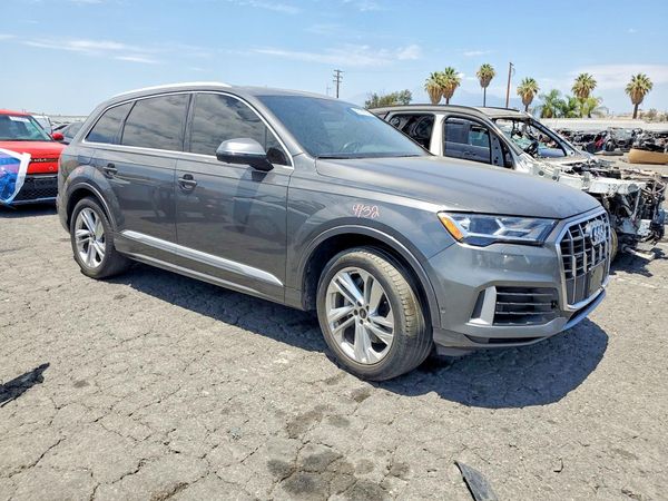 2021 AUDI Q7