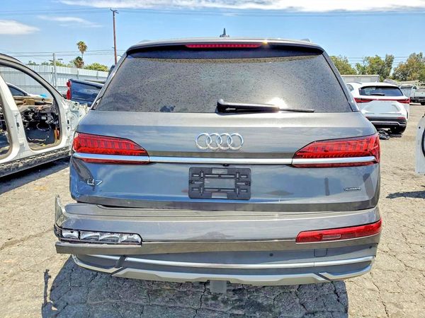 2021 AUDI Q7
