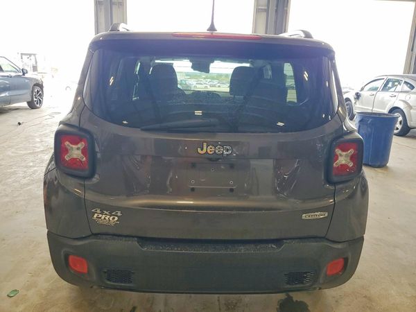 2017 JEEP RENEGADE LATITUDE 4X4