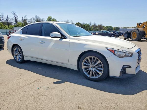 2020 INFINITI Q50