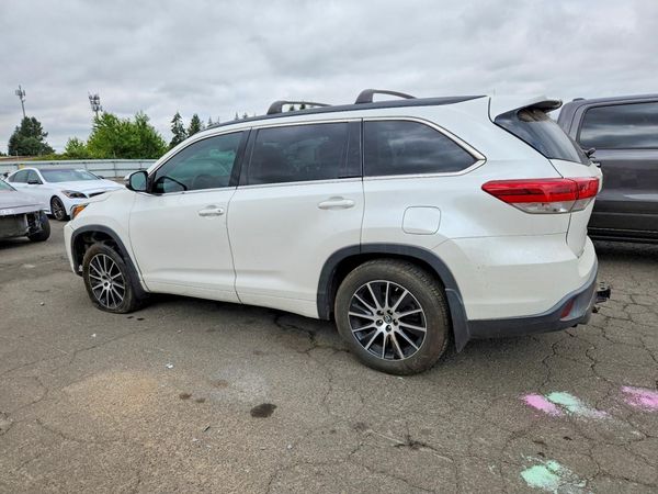 2018 TOYOTA HIGHLANDER SE/XLE