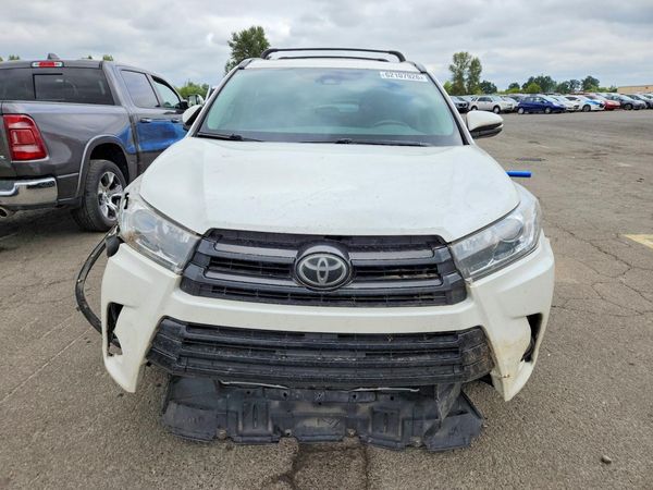 2018 TOYOTA HIGHLANDER SE/XLE