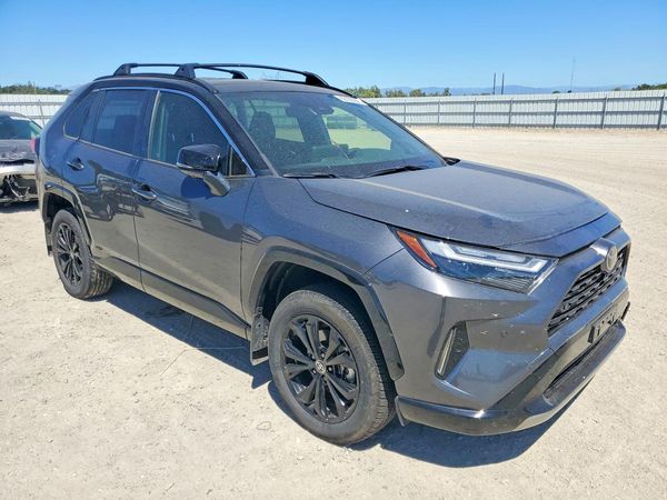 2025 TOYOTA RAV4 XSE