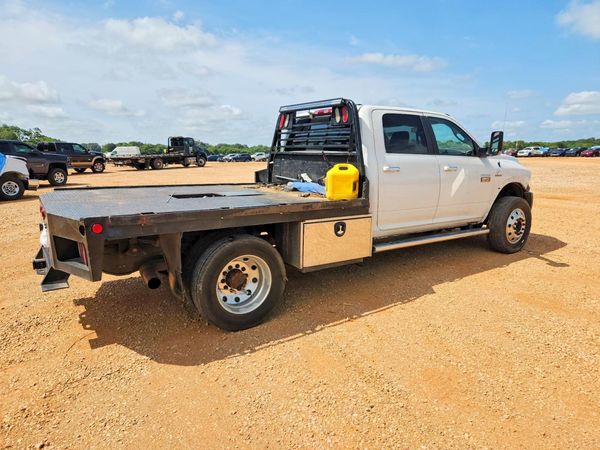 2017 RAM 4500 CREW CAB CHASSIS