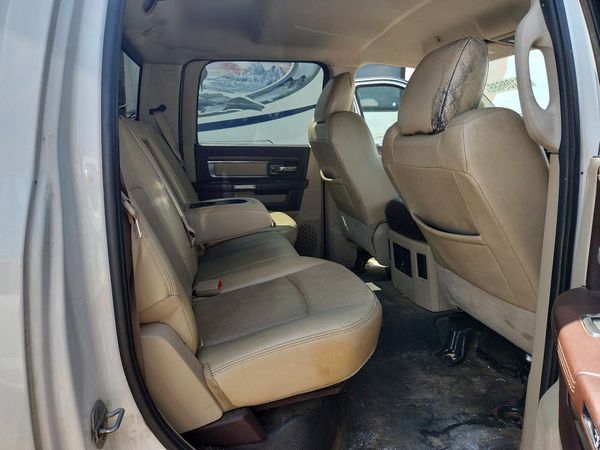 2017 RAM 4500 CREW CAB CHASSIS