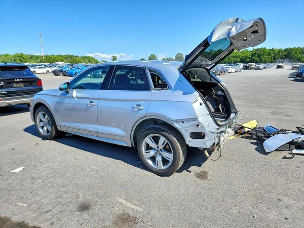 2018 AUDI Q5 quattro Premium Plus