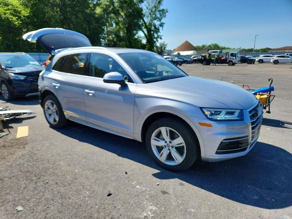 2018 AUDI Q5 quattro Premium Plus
