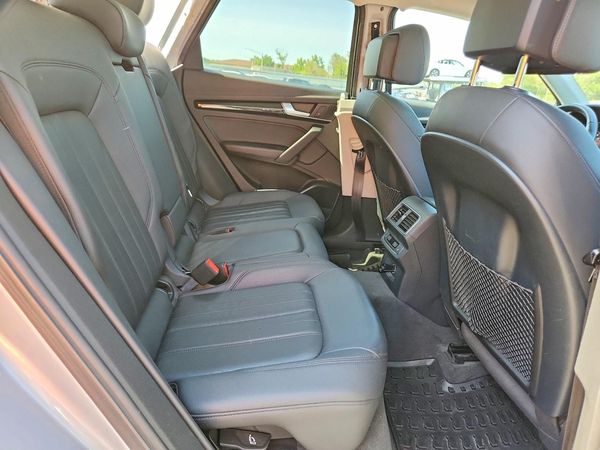 2018 AUDI Q5 quattro Premium Plus