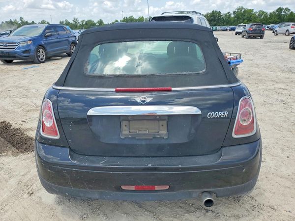 2012 MINI COOPER