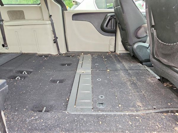 2017 DODGE GRAND CARAVAN