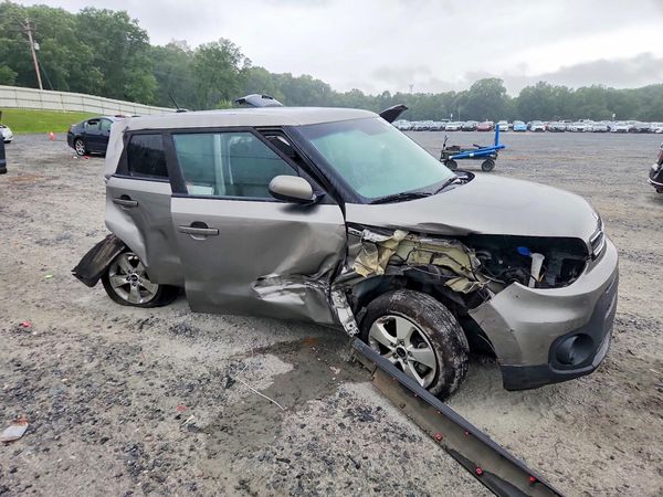 2017 KIA SOUL Base