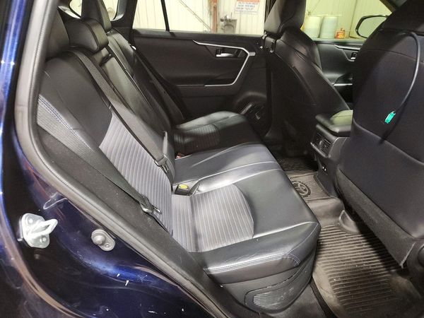2019 TOYOTA RAV4 XSE HV 4WD