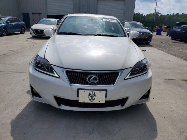 2013 LEXUS IS 250