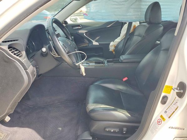 2013 LEXUS IS 250