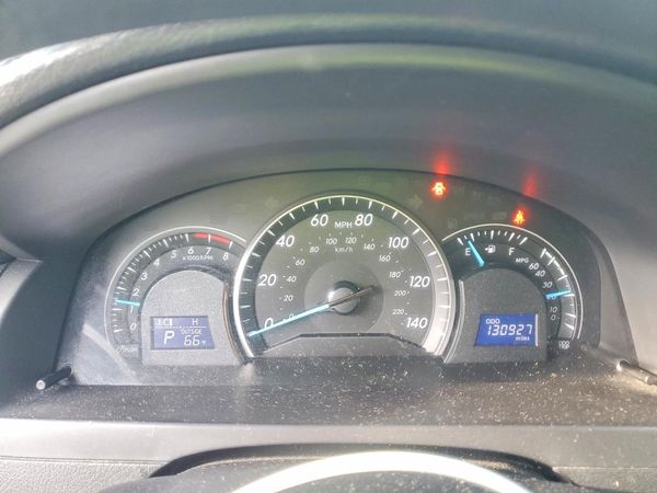 2012 TOYOTA CAMRY
