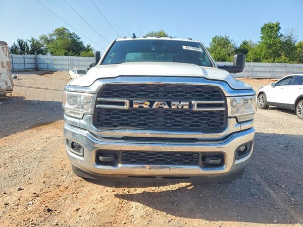 2021 RAM 3500 Crew Cab DRW