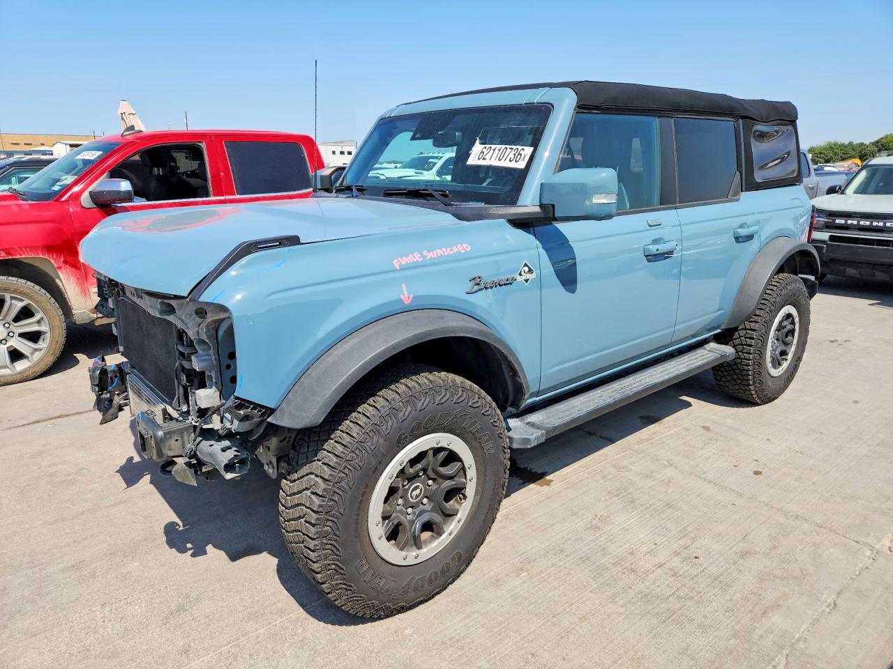 2023 FORD BRONCO