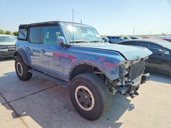 2023 FORD BRONCO