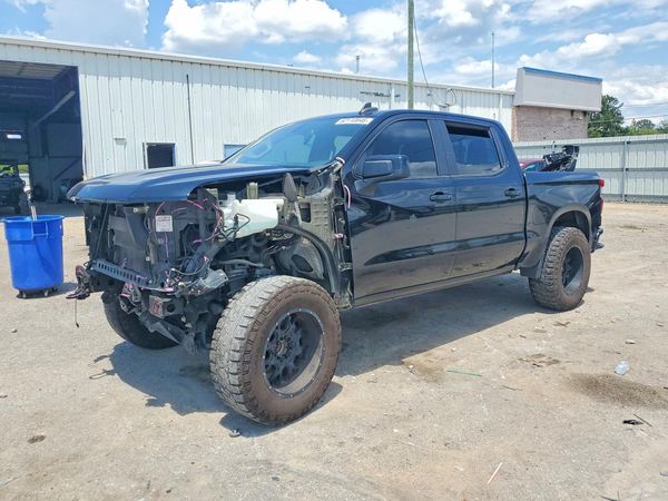 2020 CHEVROLET SILVERADO RST — Front 3/4